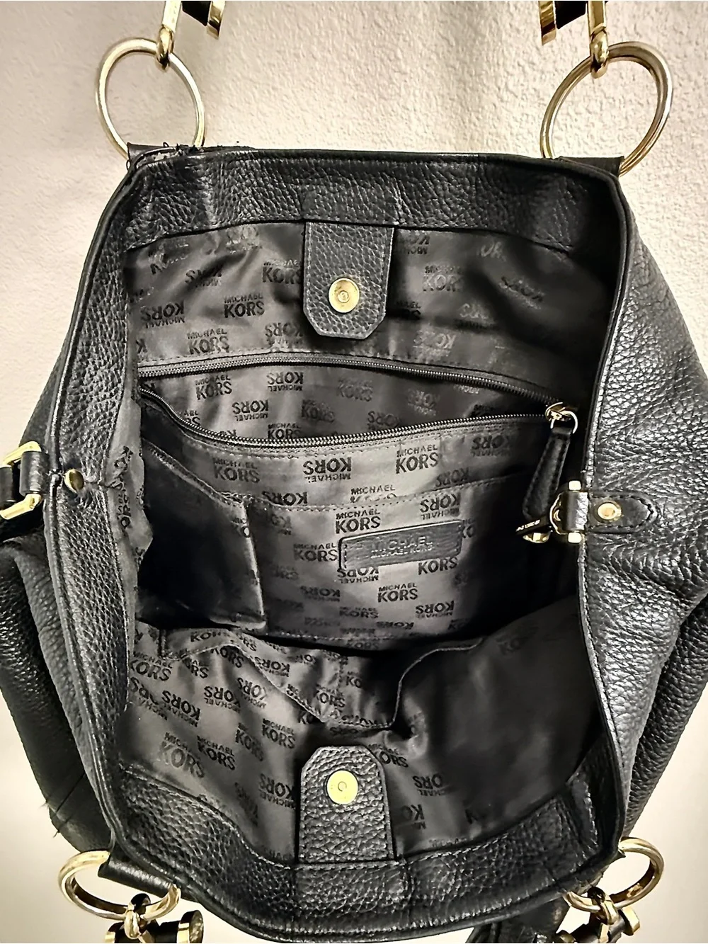 Vintage Y2K Michael Kors Black Pebbled Leather Large Hobo with Tassel Charm